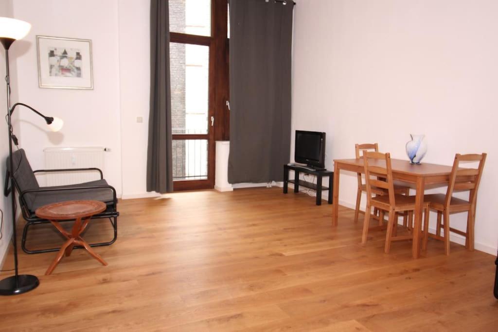 Mainhatten Apartment Φραγκφούρτη Δωμάτιο φωτογραφία