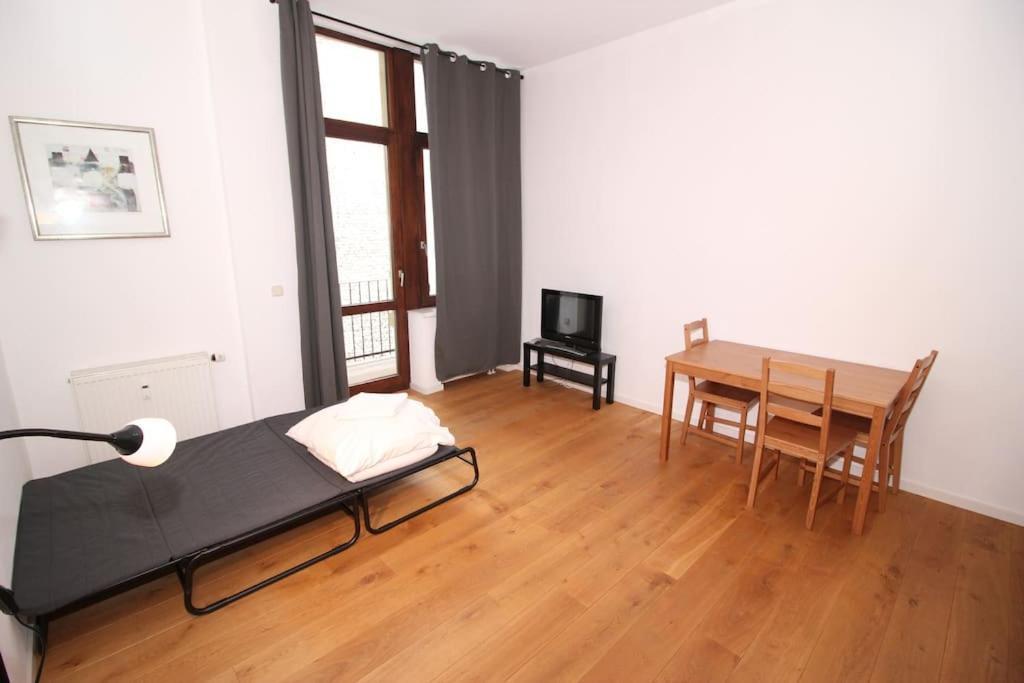 Mainhatten Apartment Φραγκφούρτη Δωμάτιο φωτογραφία
